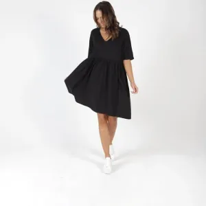 BETTY BASICS - Portsea Dress in Black