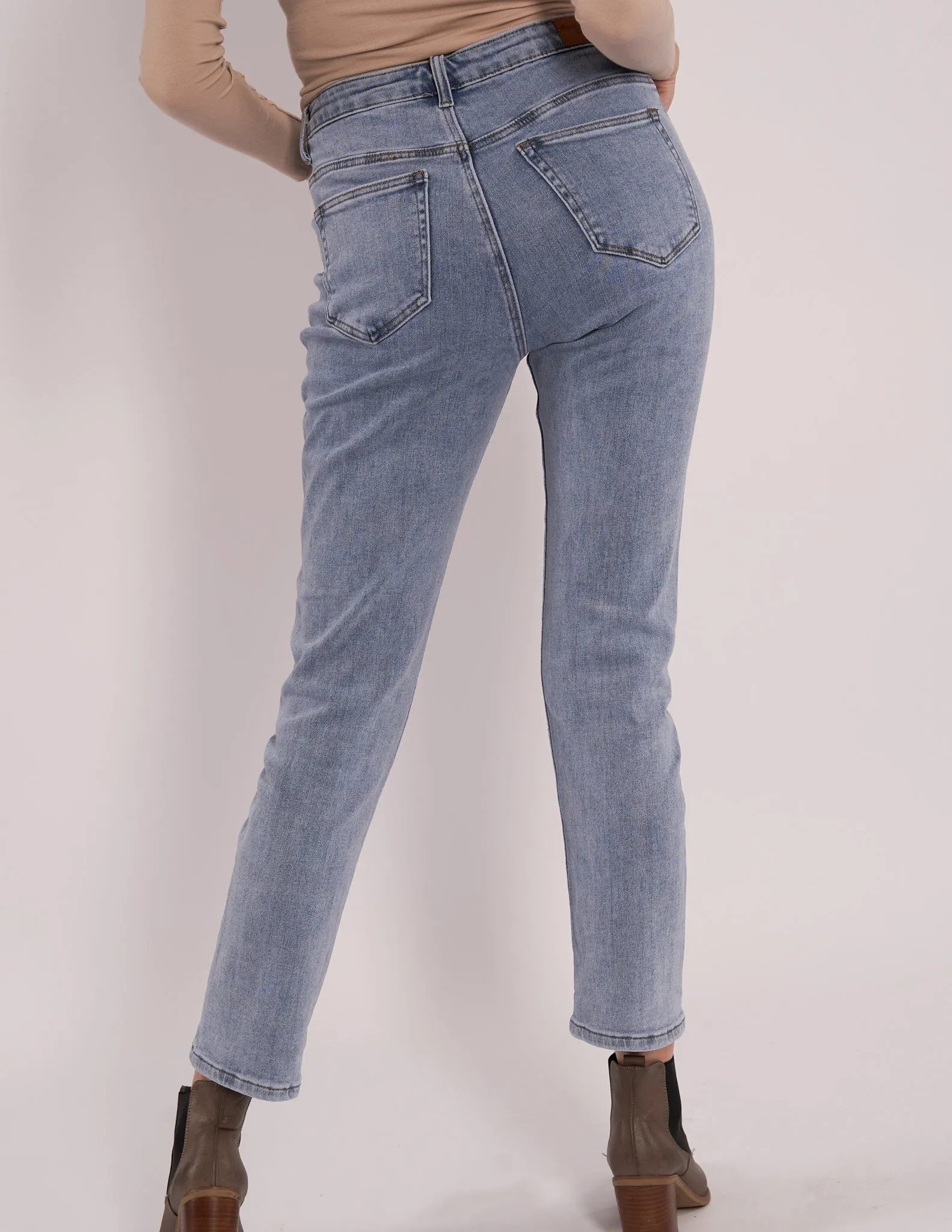 Mom Jeans With Stretch Mid