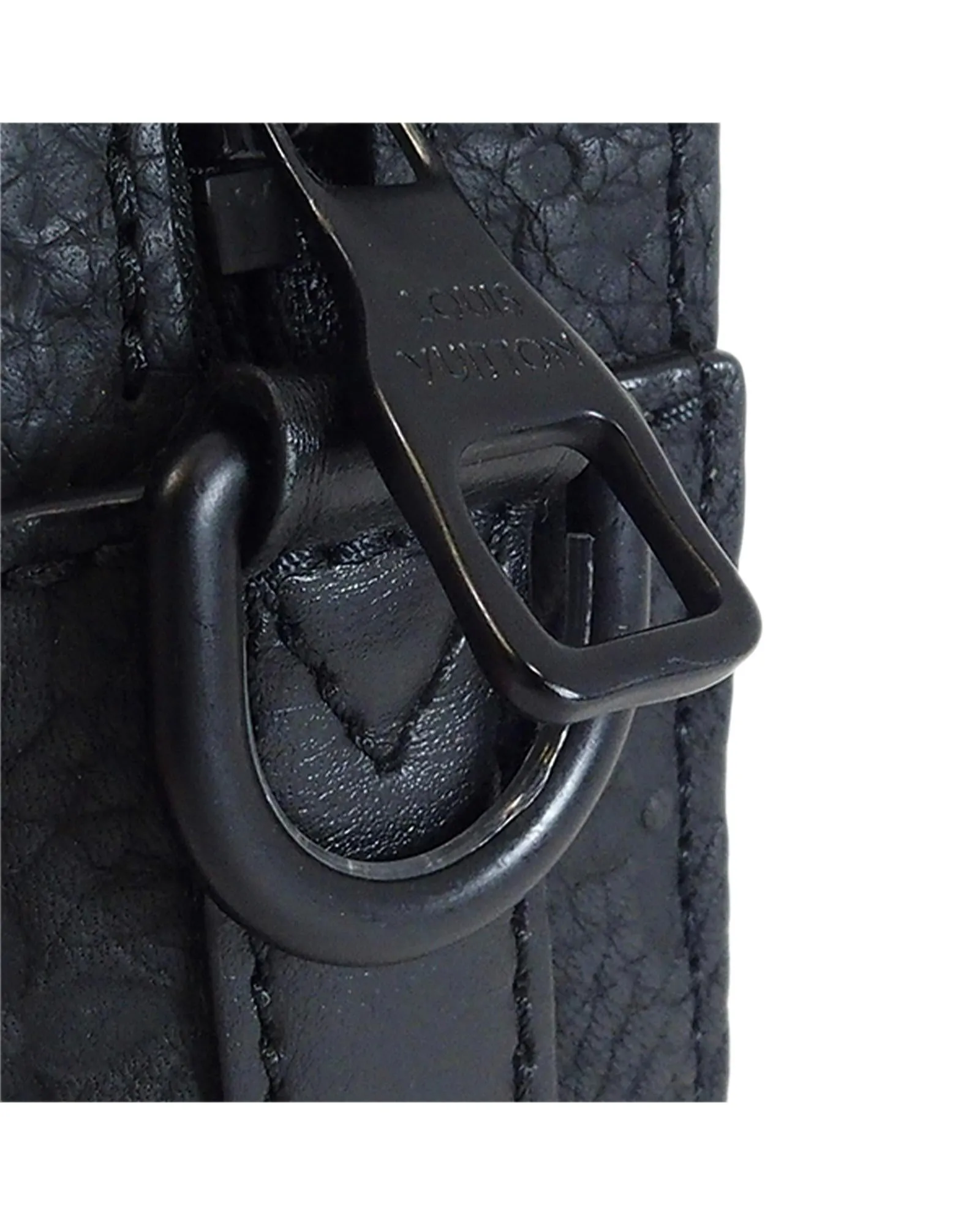 Monogram Taurillon Steamer Messenger