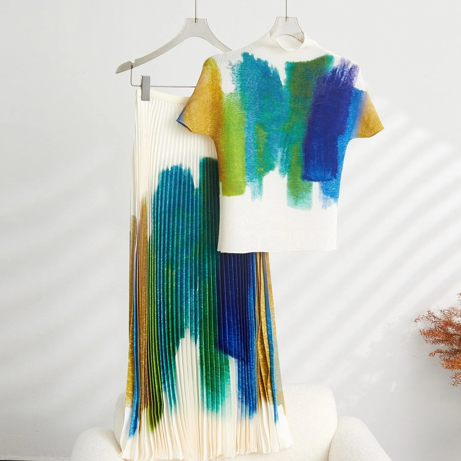 Pre Order:  Paintsplat Pleated Set