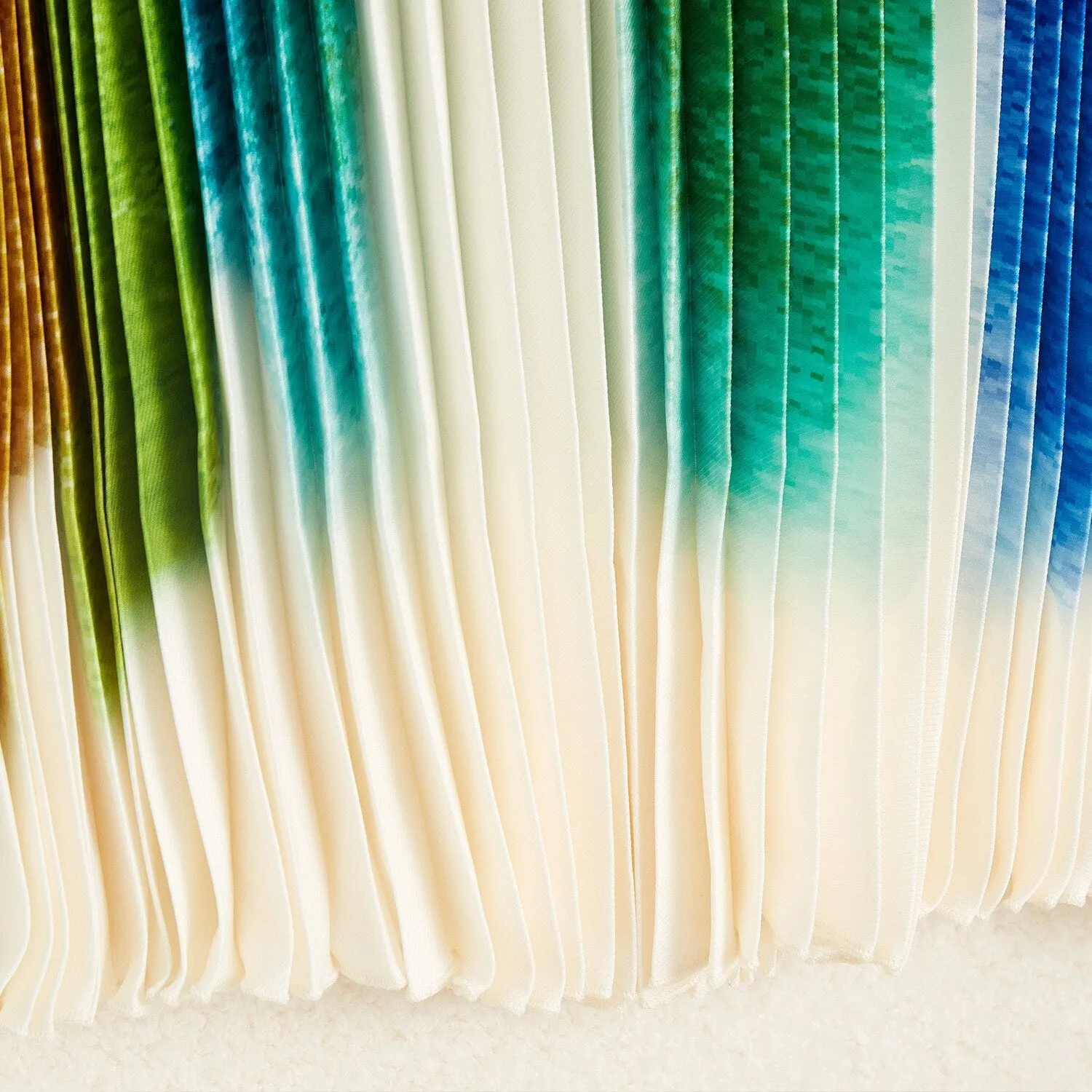 Pre Order:  Paintsplat Pleated Set